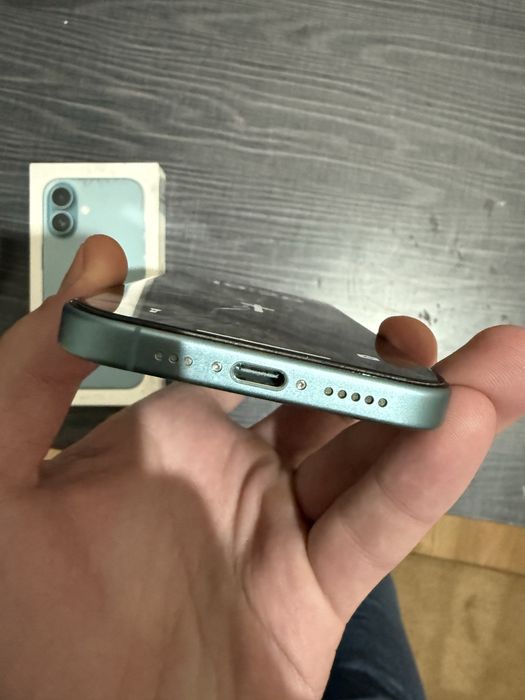 Iphone 16 256gb sim+esim идеальное 100% аккумулятор