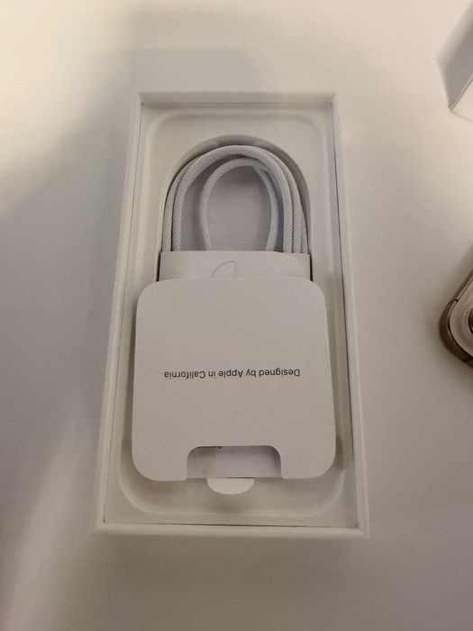 De vanzare Iphone 16 pro