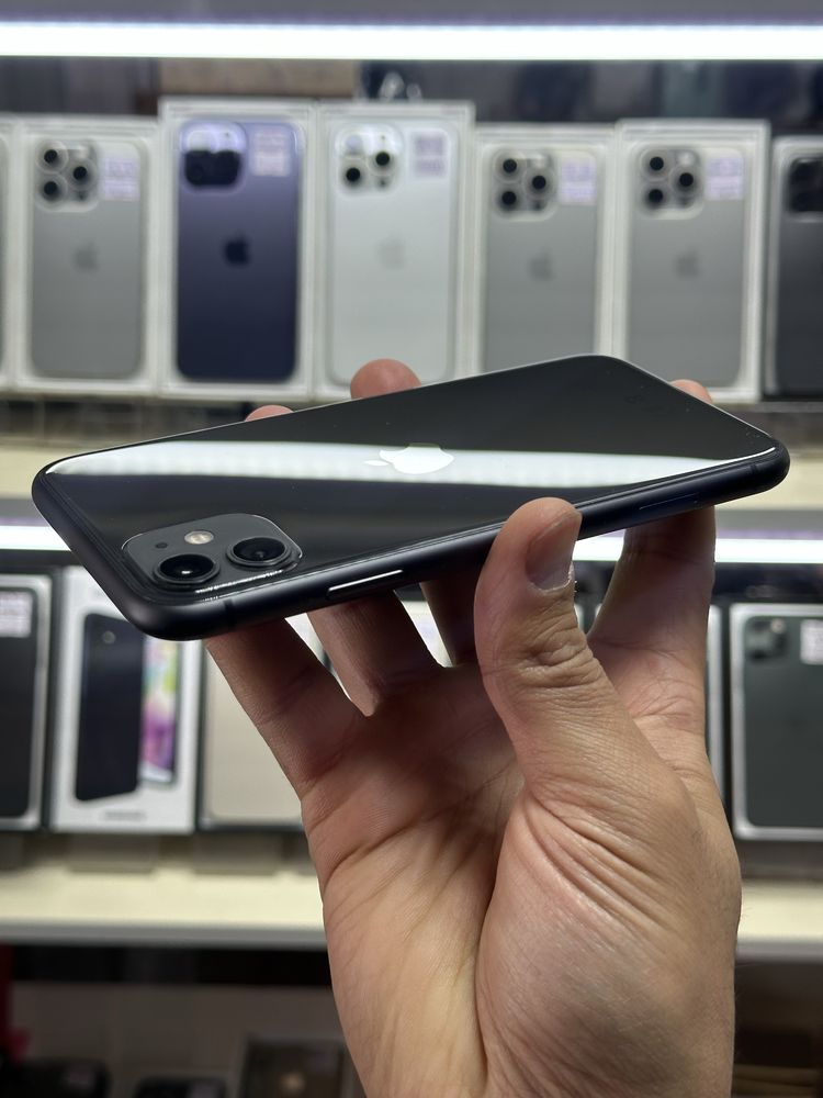  iPhone 11 128gb rm/a black в идеале