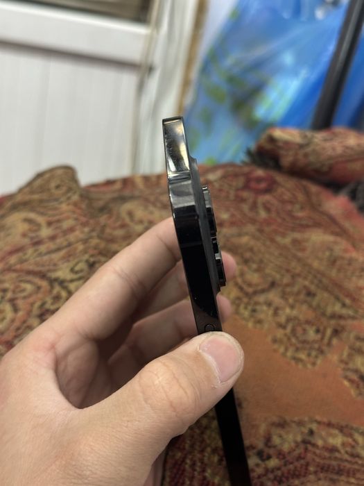 Продам айфон 14 про