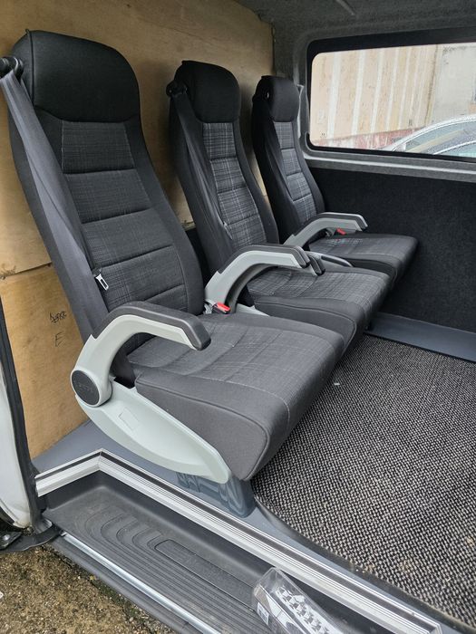 Scaune/bancheta 3 locuri Mercedes