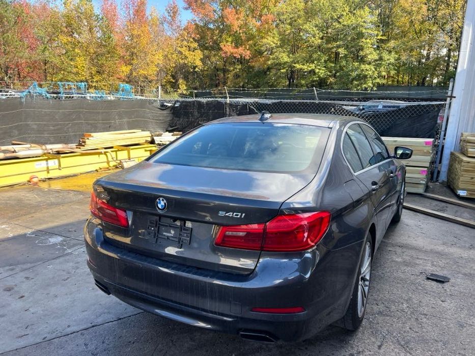 Задна броня BMW G30 Sport Line