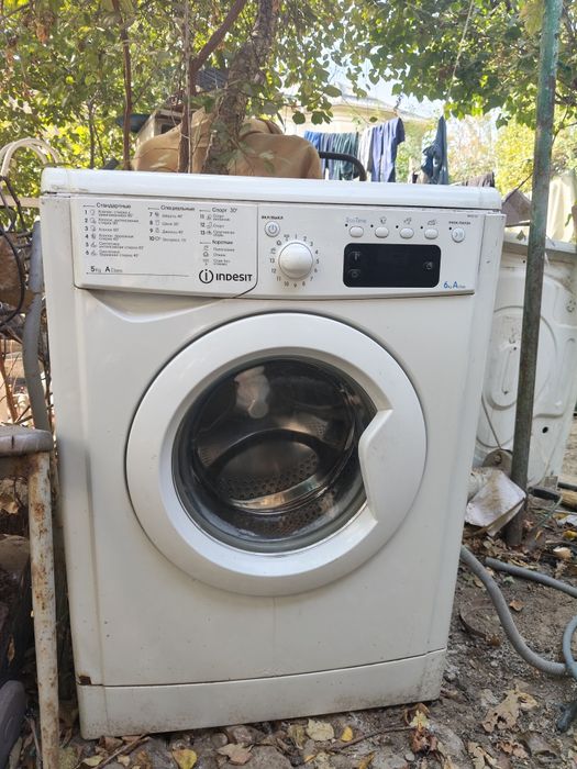 Стиральная машинка indesit
