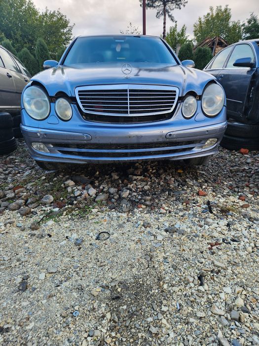 Предна броня w211