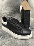 40-44 Alexander McQueen Black White