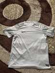 Tricou Nike in stare buna