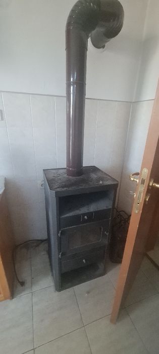 Печка на дърва и въглища