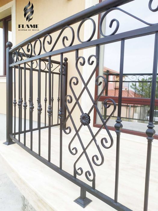 Огради, порти, портали