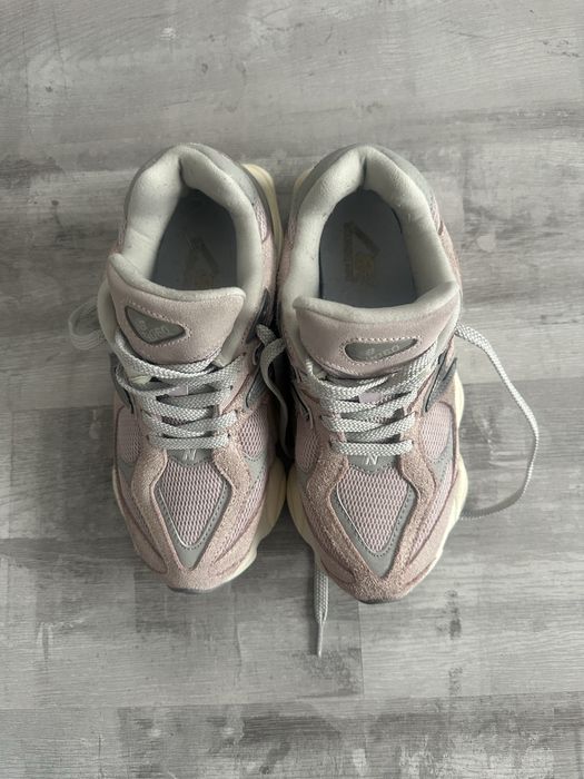 Adidasi New Balance 9060 originali impecabili