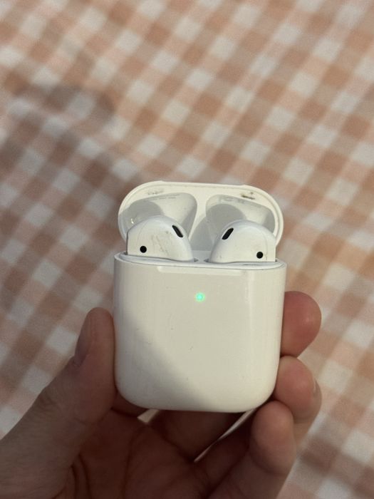 Продаю ОРИГИНАЛ эйр подс 2