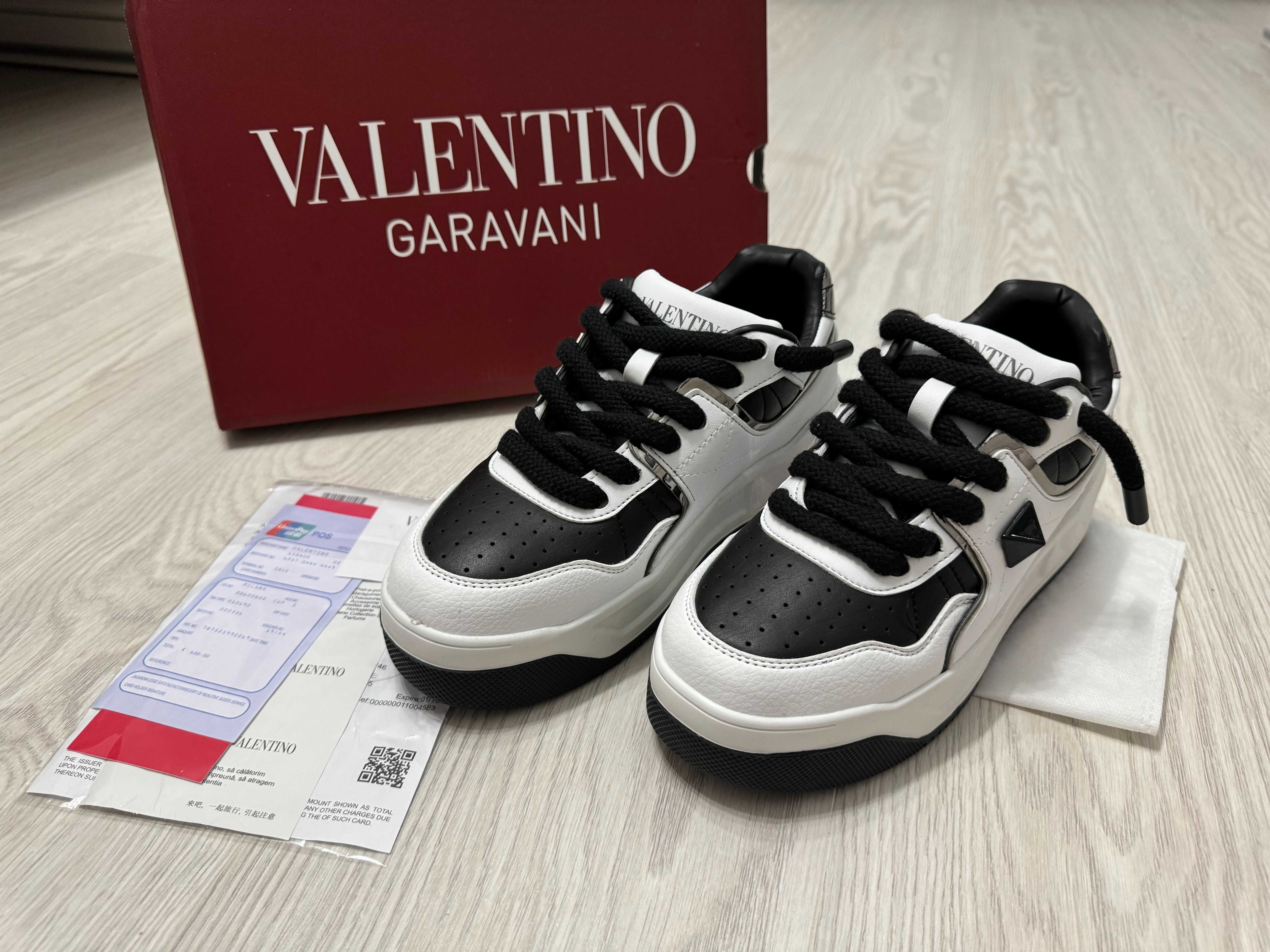 Adidasi Valentino G aravani One Stud Low NOI cu Cutie