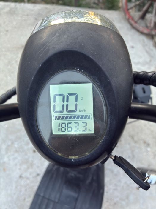 Електрически скутер BIG CITY HARLEY