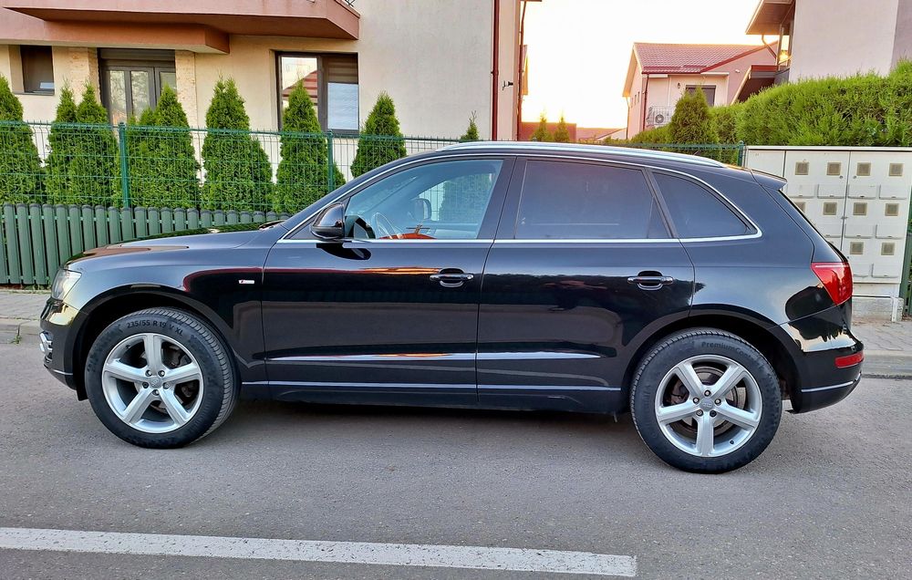 Audi Q5 "S_Line" Quatro/ 2,0 Tdi/ Navi/ Piele/ Jante/ Bi-Xenon/ FULL