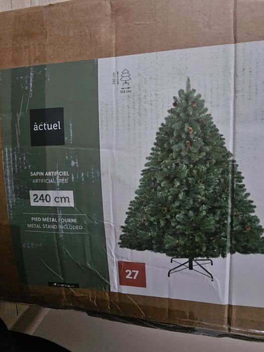 Vând Brad artificial 240 cm