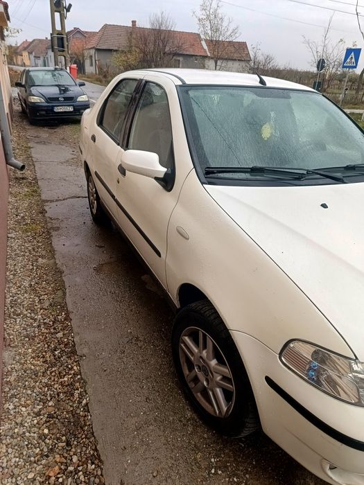 Fiat Albea an 2005