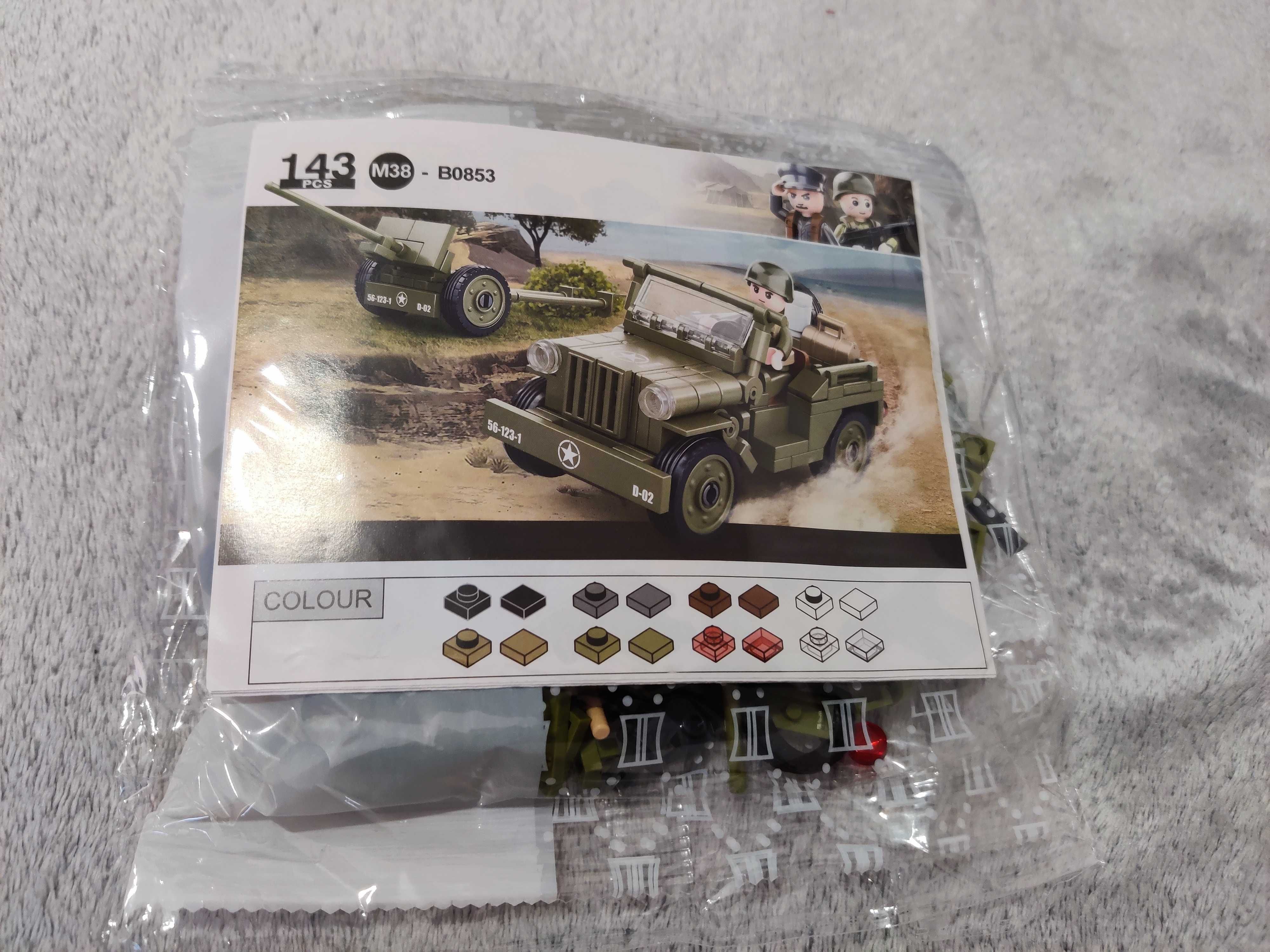 Joc constructii cu piese compatibil Lego Army car 143 piese 1 figurina