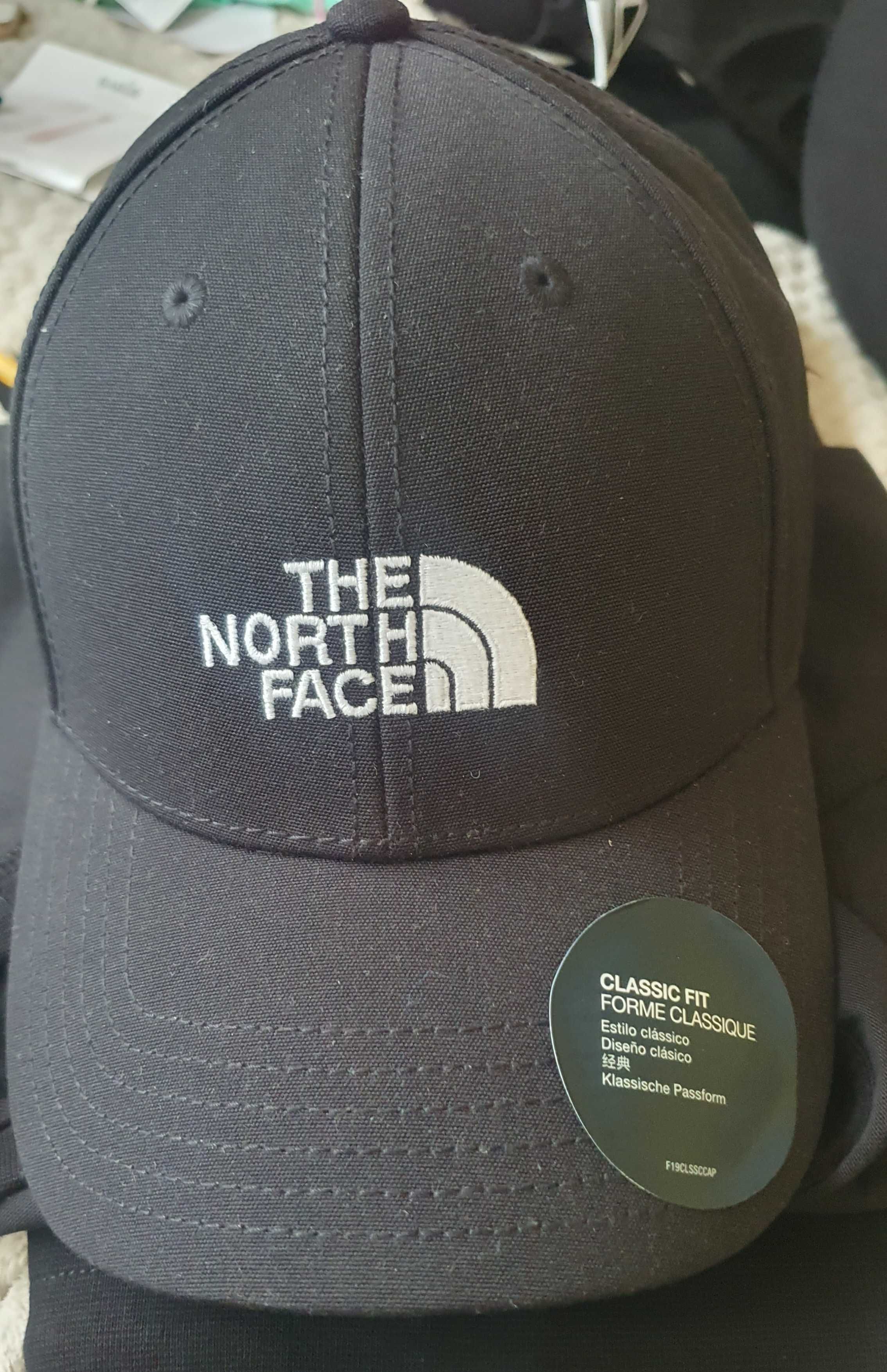 THE NORTH FACE мъжка шапка и фланелка