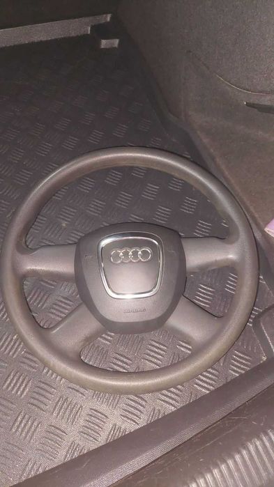 Волан за Ауди А4 б8