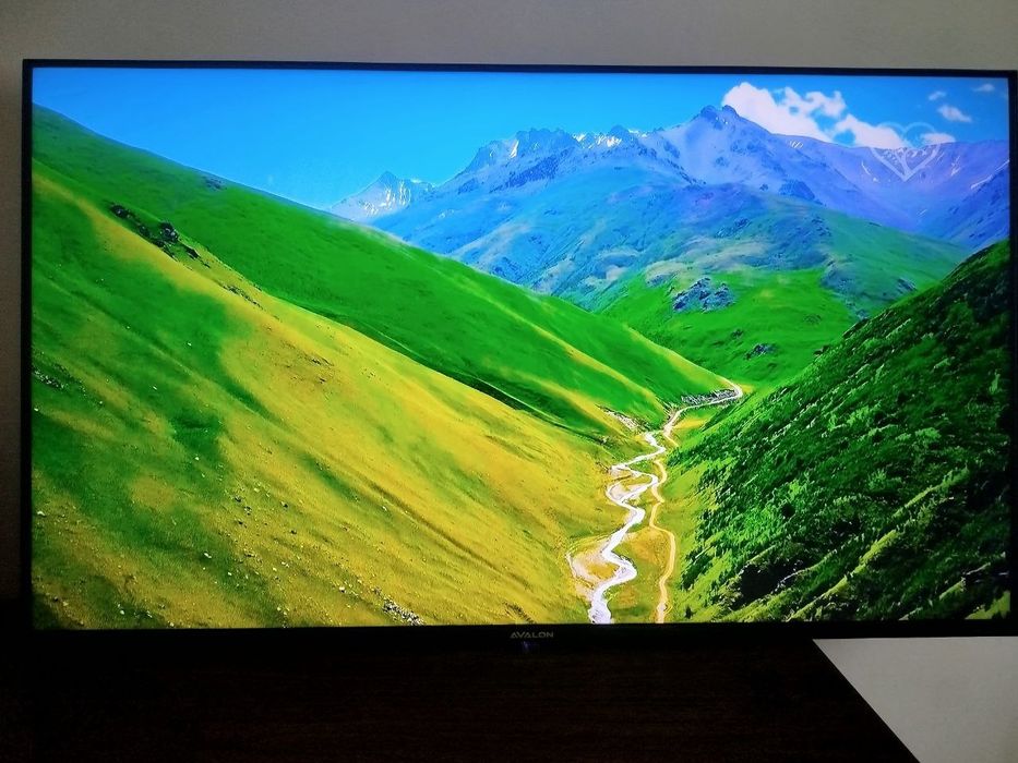 Avalon 50 дюмовый QLED телевизор продаётся