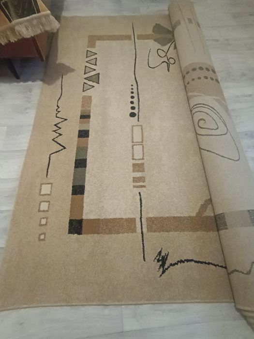Продается хороший палас
