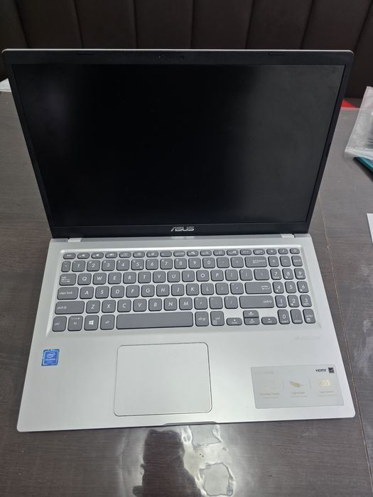 Laptop Asus x515M arata ca nou