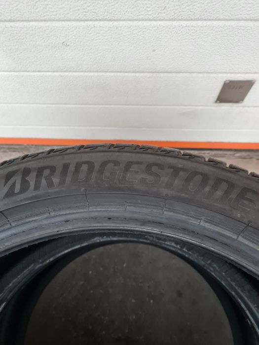 Летни гуми 2 броя BRIDGESTONE Turanza  T005 245 40 R19 дот 2824