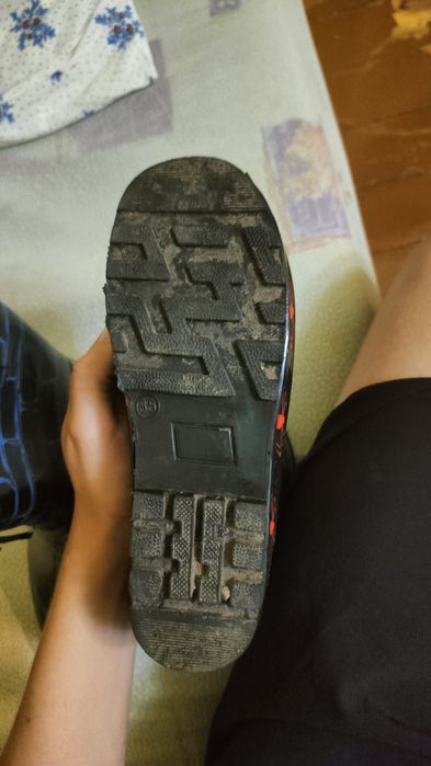 Детские резиновые сапоги