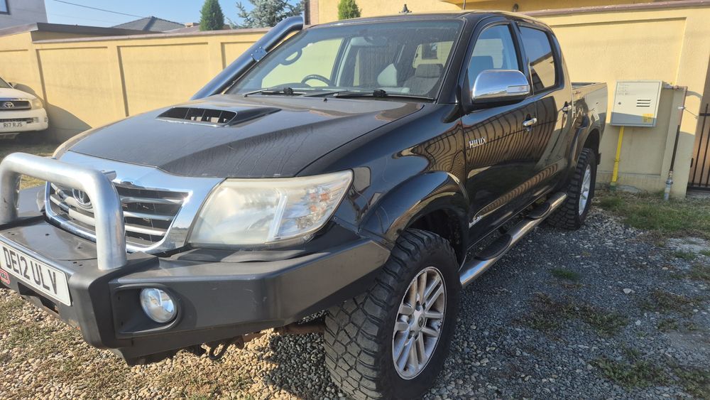 Toyota Hilux 2012 3.0 Manual volan dreapta