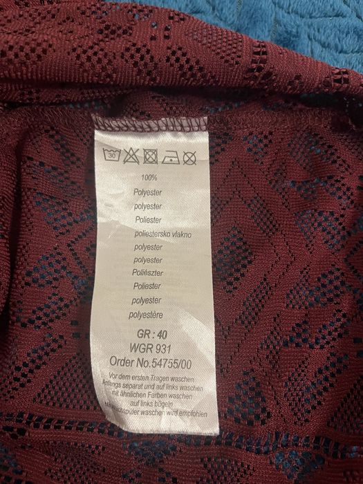 Тъмно червена към вишнево дантелена блуза