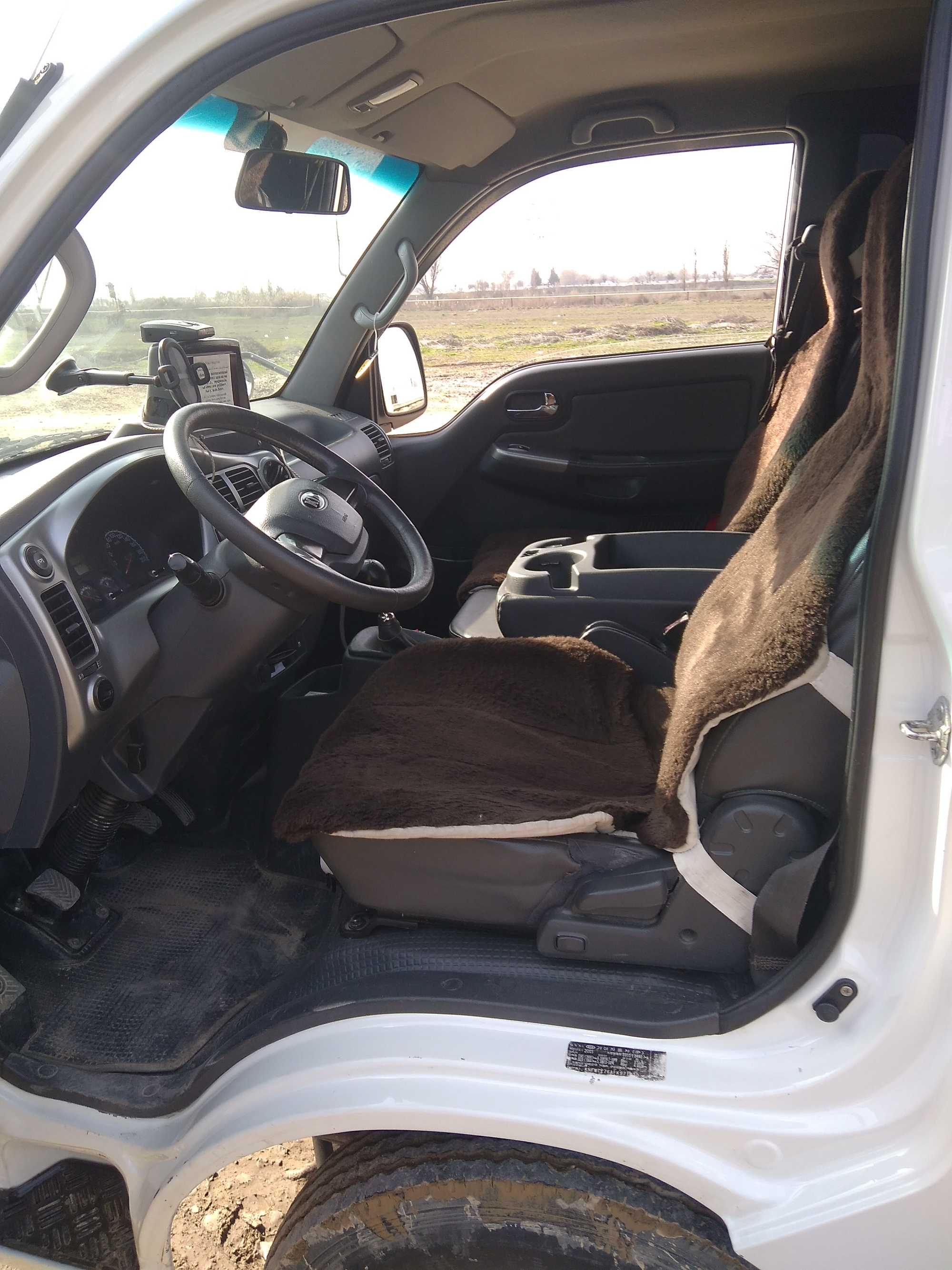 Kia Bongo 3 2015yil