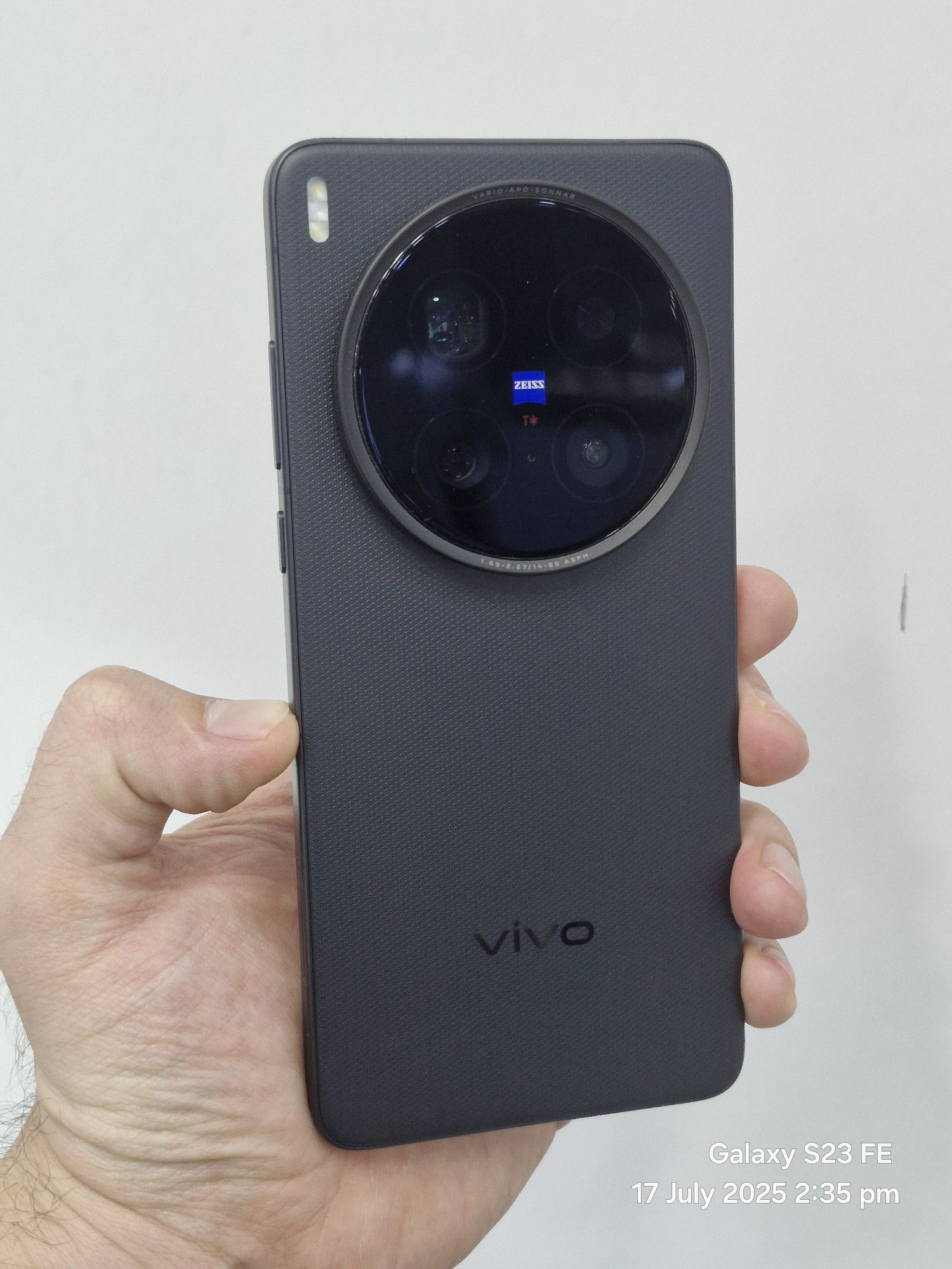 Vivo X200 Ultra 16/512 GB