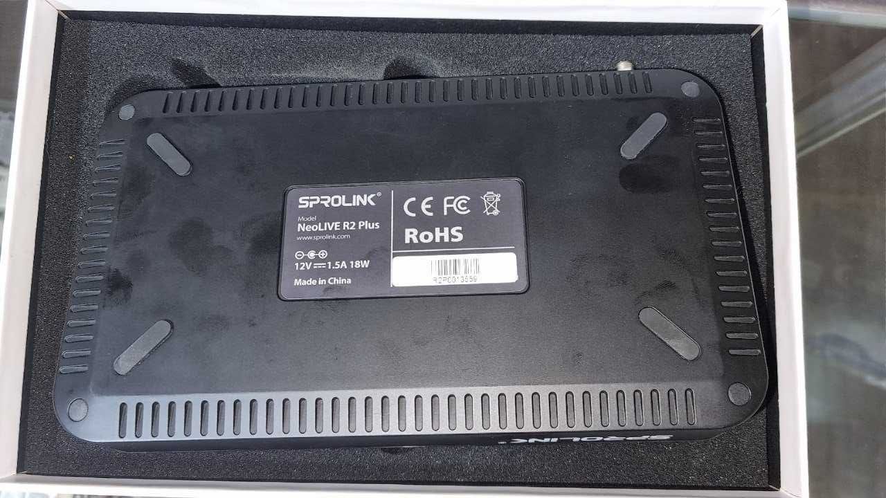 HDMI микшер SproLink NeoLive R2plus YouTube учун стрим килади