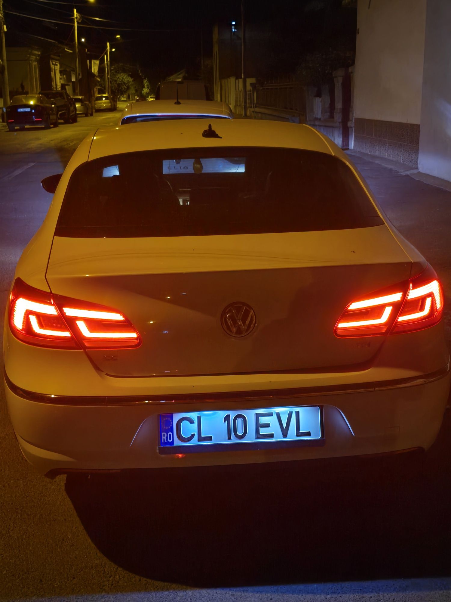 Volkswagen Passat CC 2.0 TSI 200 CP (Model USA)