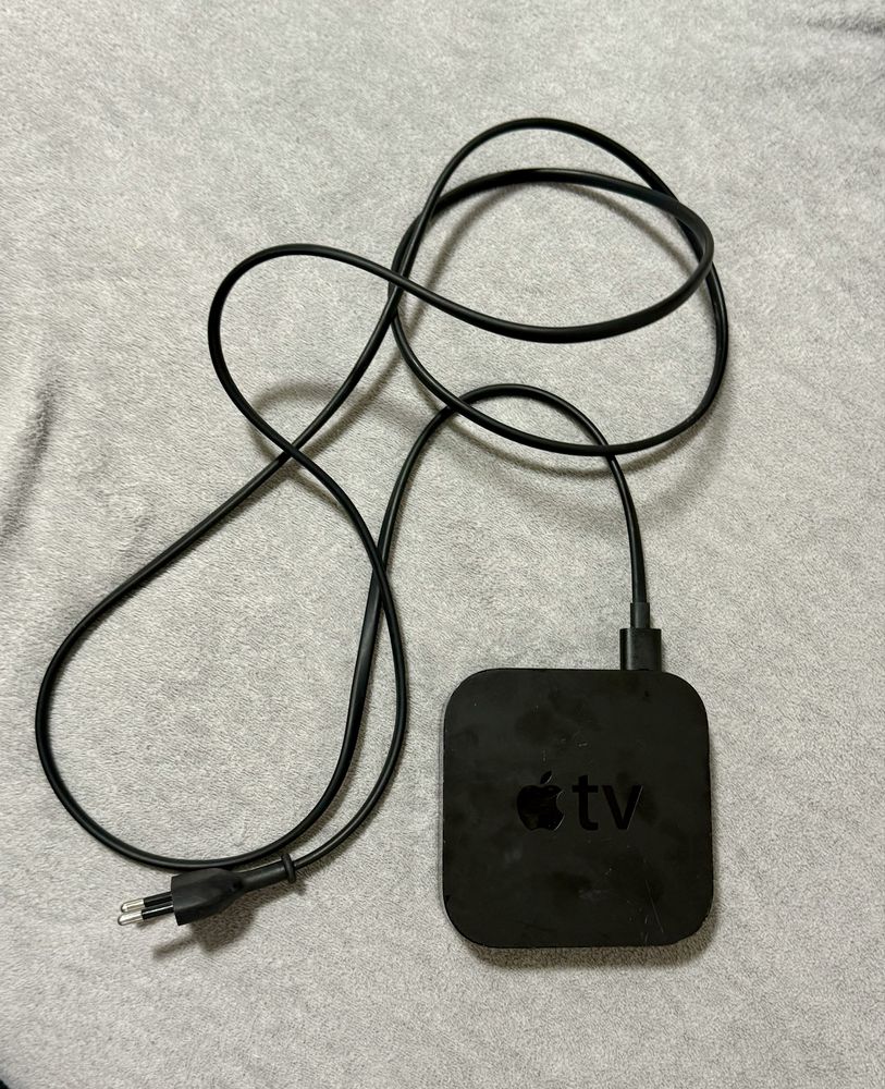Apple TV Model A1469 cu cablu de alimentare