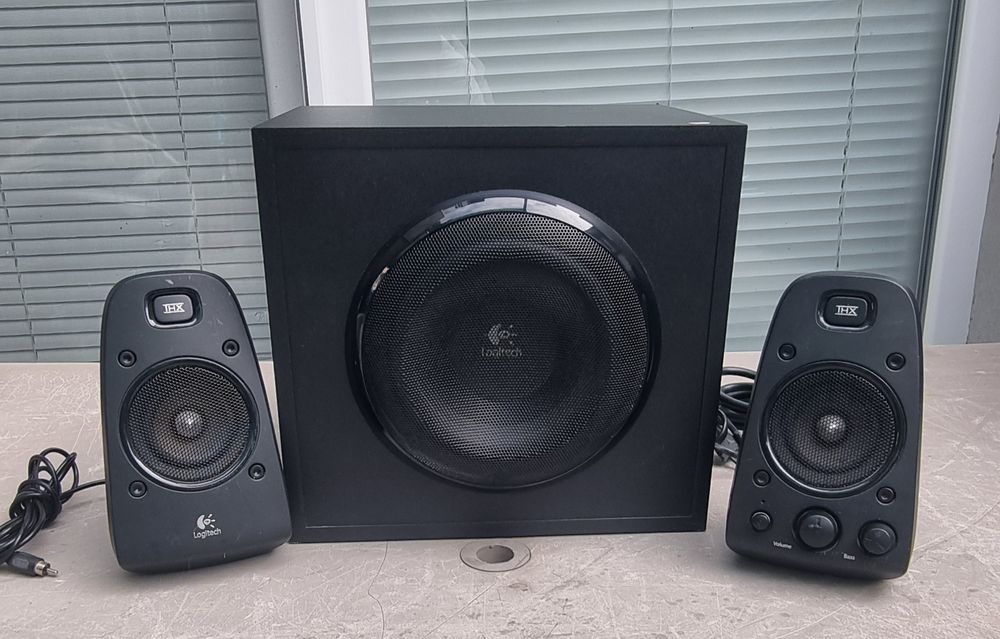 Буфер с колонки Logitech