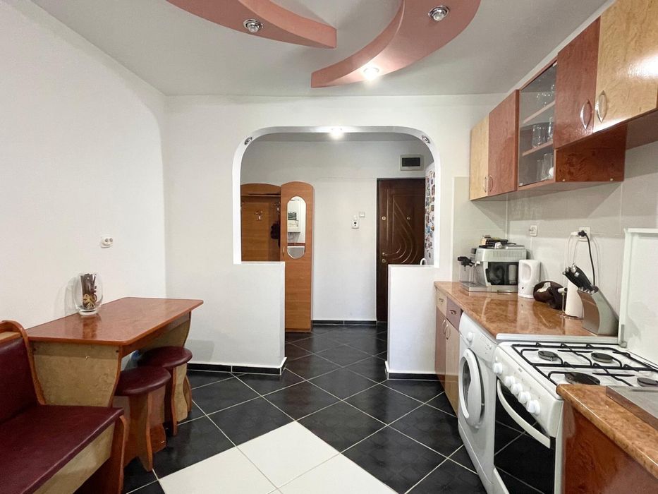 Apartament 3 camere in centru