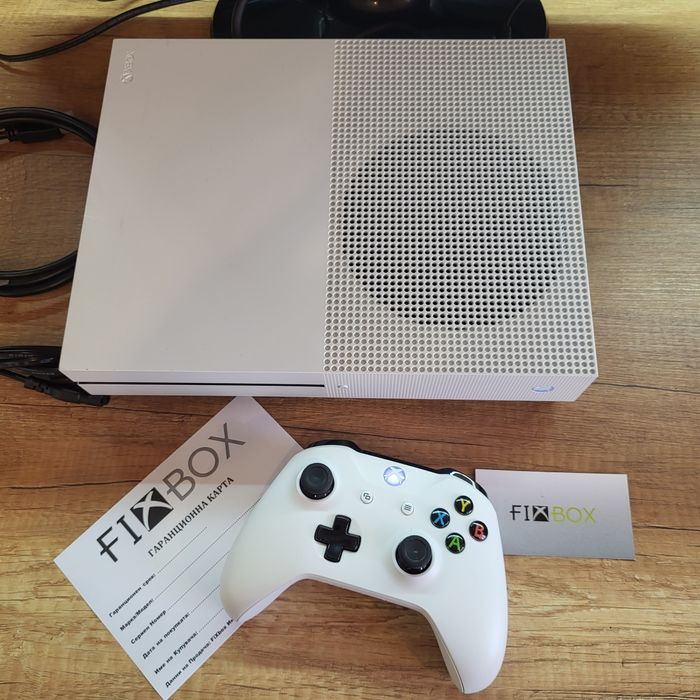 Xbox one S 500gb и гаранция 3м