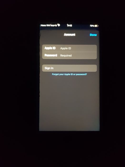 iphone 8          64 гб в отлично състояние