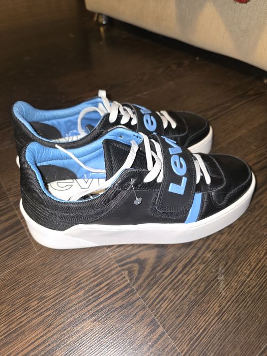 Levi's incaltaminte sport, adidasi 37