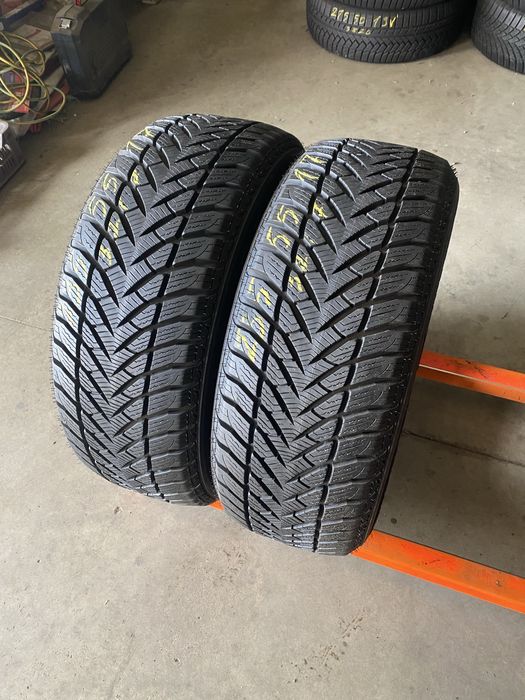 Anvelope iarna 235/55/17 Goodyear Ultra Grip Wrangler 235 55 17 R17
