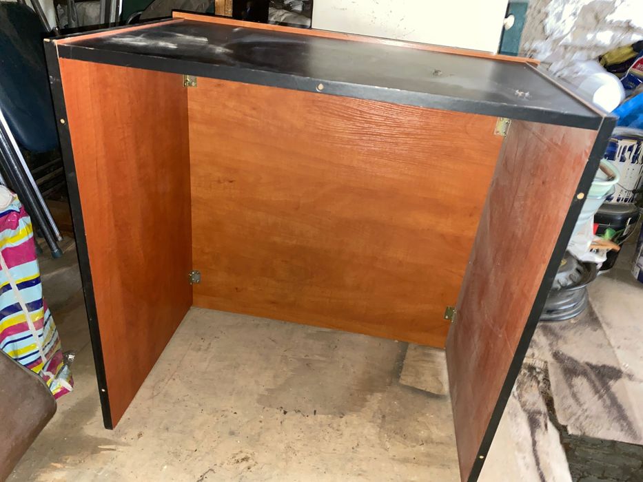 Стол-табурет из дерева, черно оранжевый