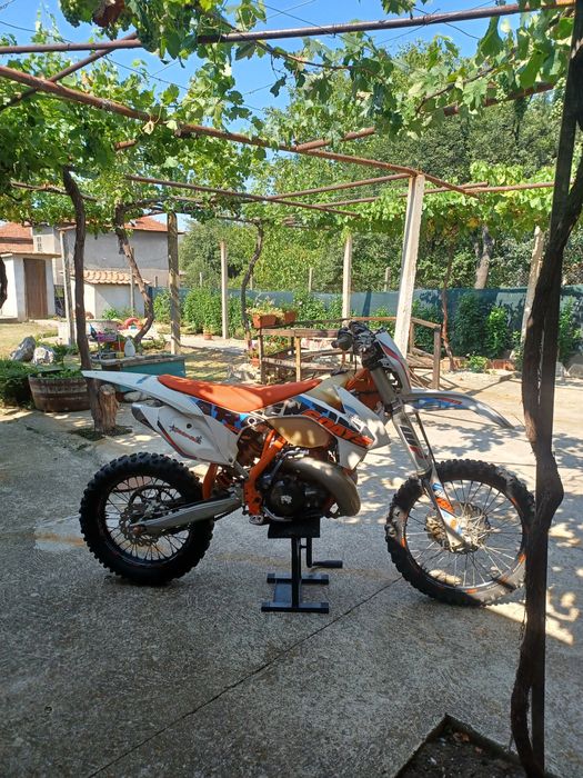 Ktm exc 300 six days