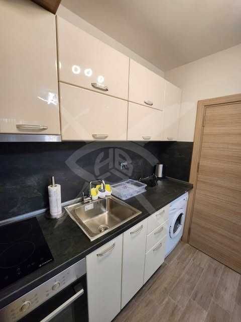 Дава се под наем Двустаен апартамент в Варна, Колхозен пазар - 60 кв.м за 500 € - Снимка #2