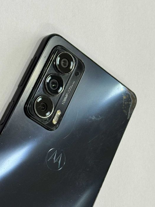 Motorola Edge 20, Dual SIM, 128GB, 8GB RAM / забележки