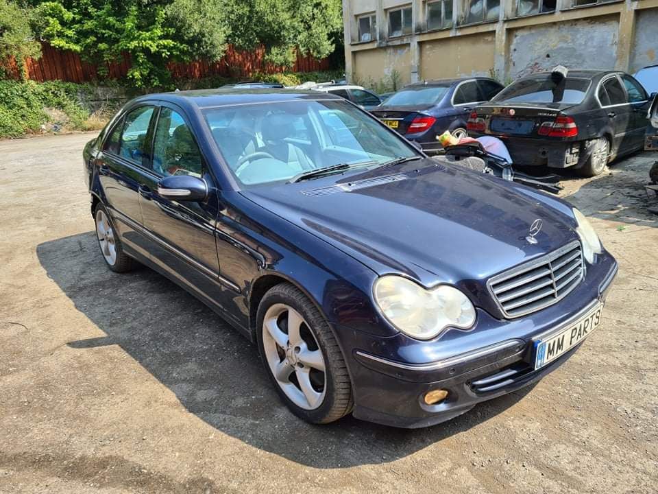 Mercedes W203 C320CDI 224кс OM642 Facelift автоматик седан НА ЧАСТИ!