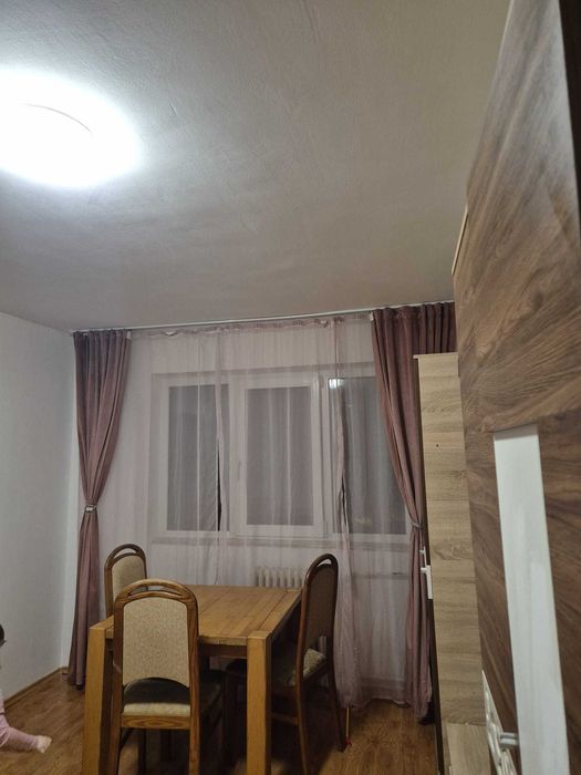 Inchiriez apartament cu 2 camere strada Spartacus