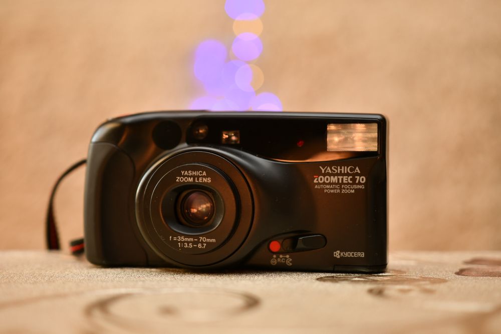 Yashica Zoomtec 70