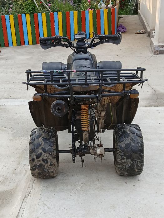 Vând Atv  .                               .