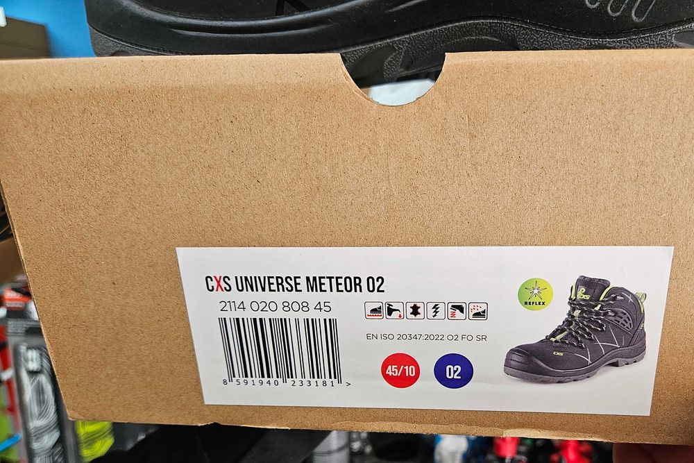 Туристически работни обувки