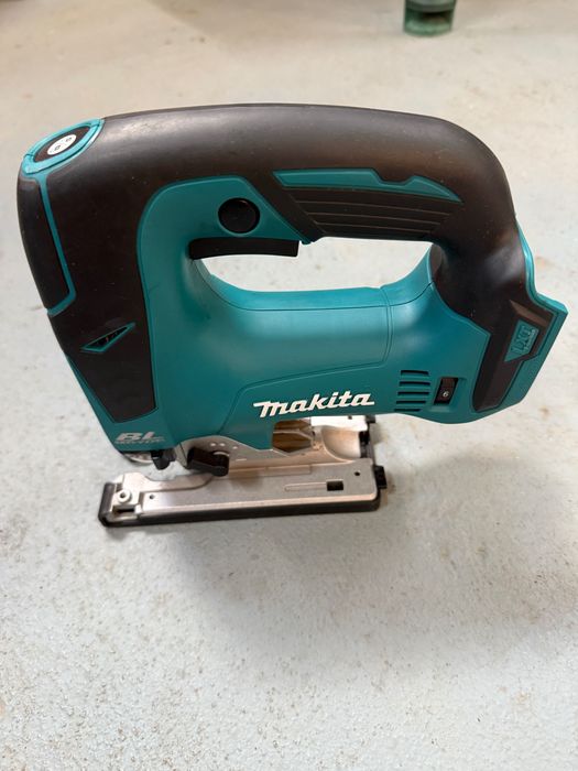 Makita DJV182Z Fierastrau pentru decupat